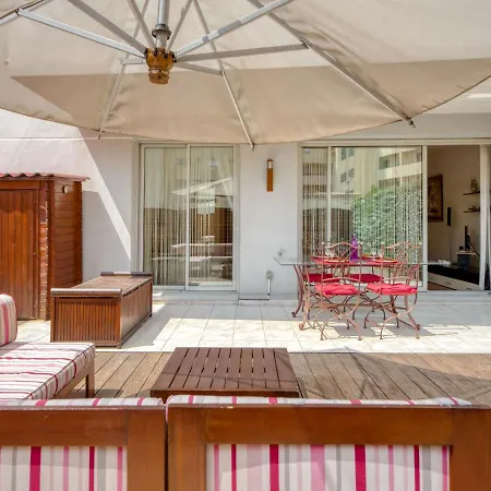 Apartman Les Allees Du Cap-3 By Interhome